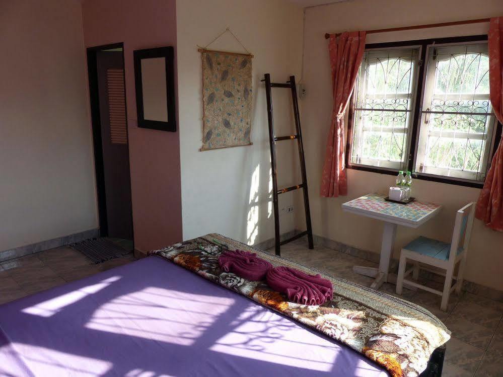 Kavil Guesthouse 2 Chiang Mai Buitenkant foto