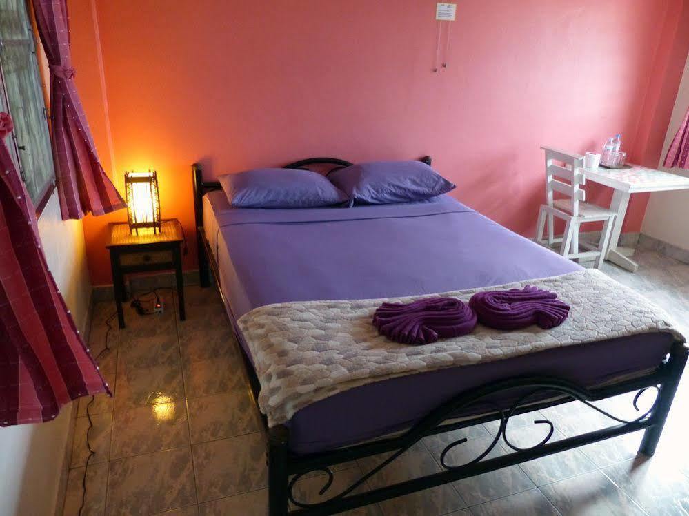 Kavil Guesthouse 2 Chiang Mai Buitenkant foto