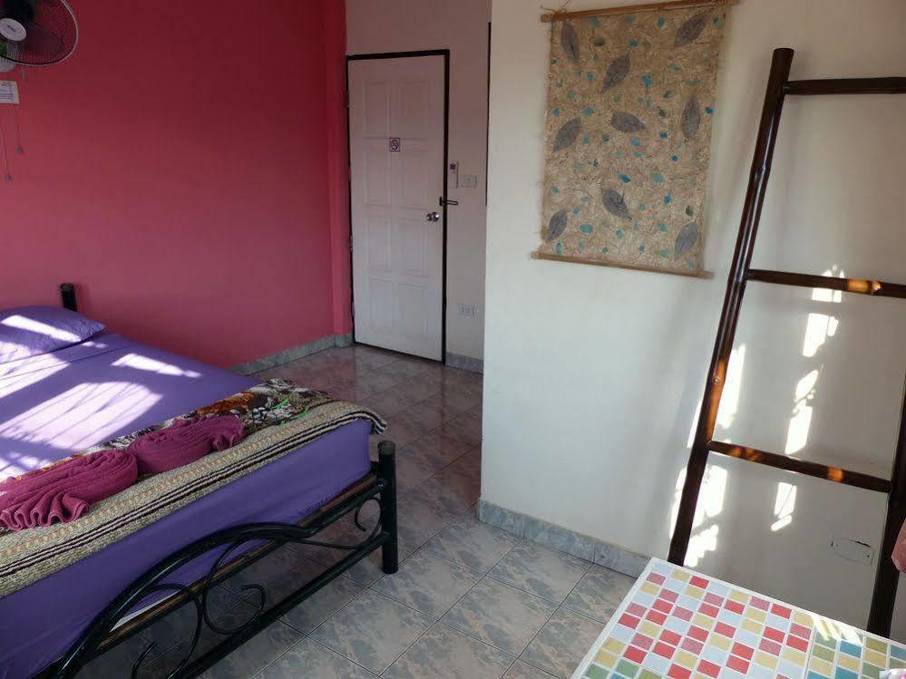 Kavil Guesthouse 2 Chiang Mai Buitenkant foto